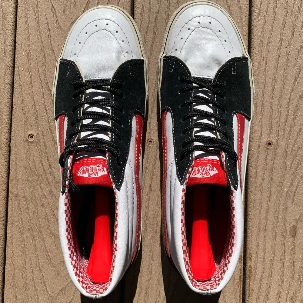 Vans Men's Black and Red Sneakers - Picture 2 of 5
